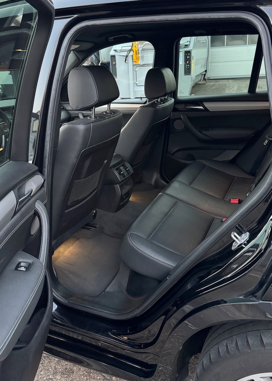 BMW 20d xDrive M Sport Steptronic-image-9