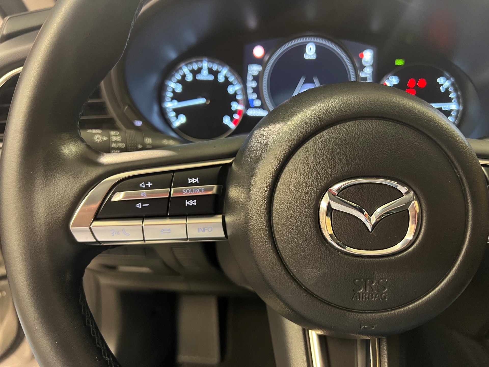 MAZDA CX-30 SKYACTIV-X 186 M Hybrid FWD Ambition Plus Automat-image-18