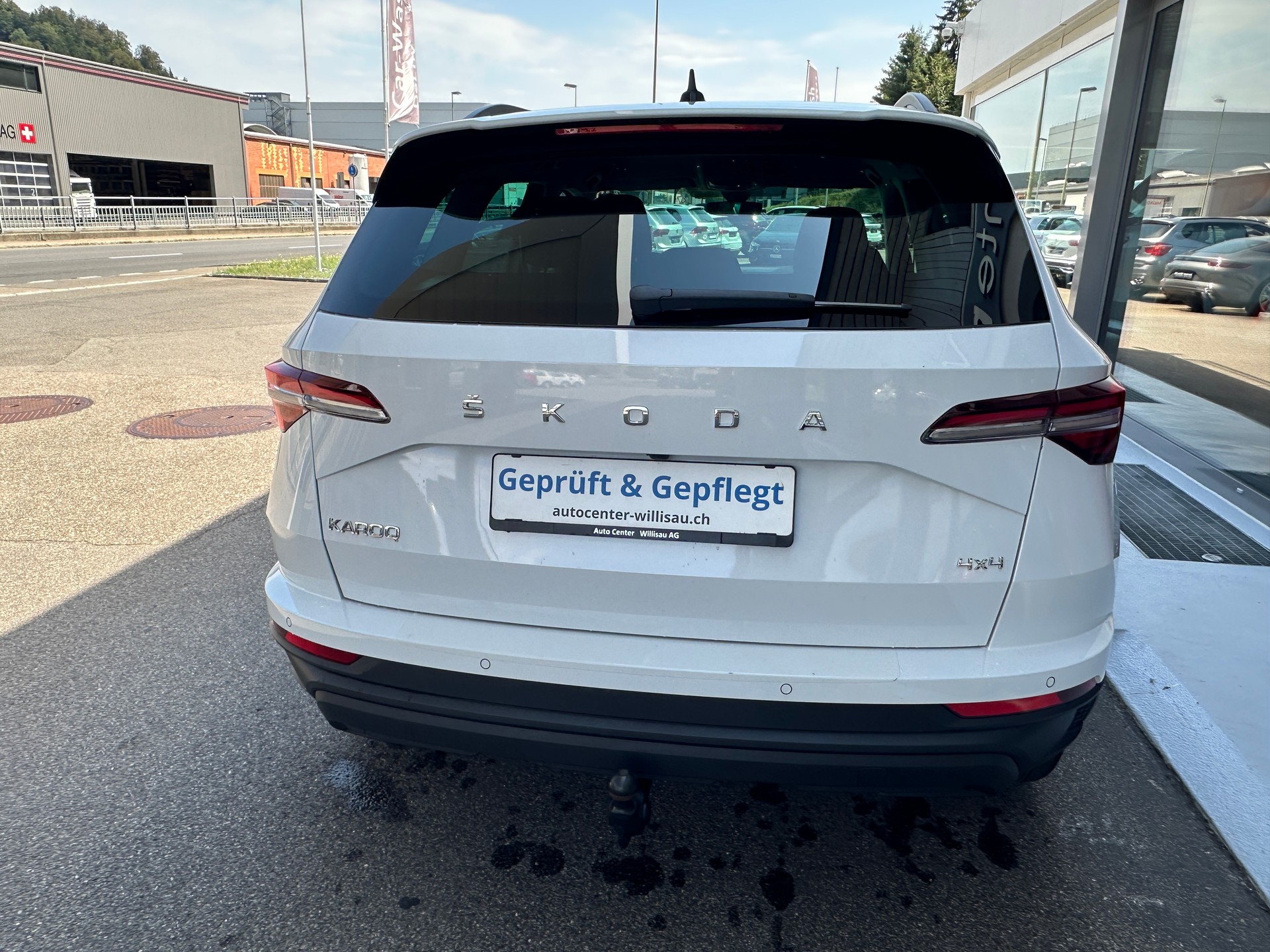 SKODA Karoq 2.0 TDI CR Style 4x4 DSG AHK 2100 KG-image-10