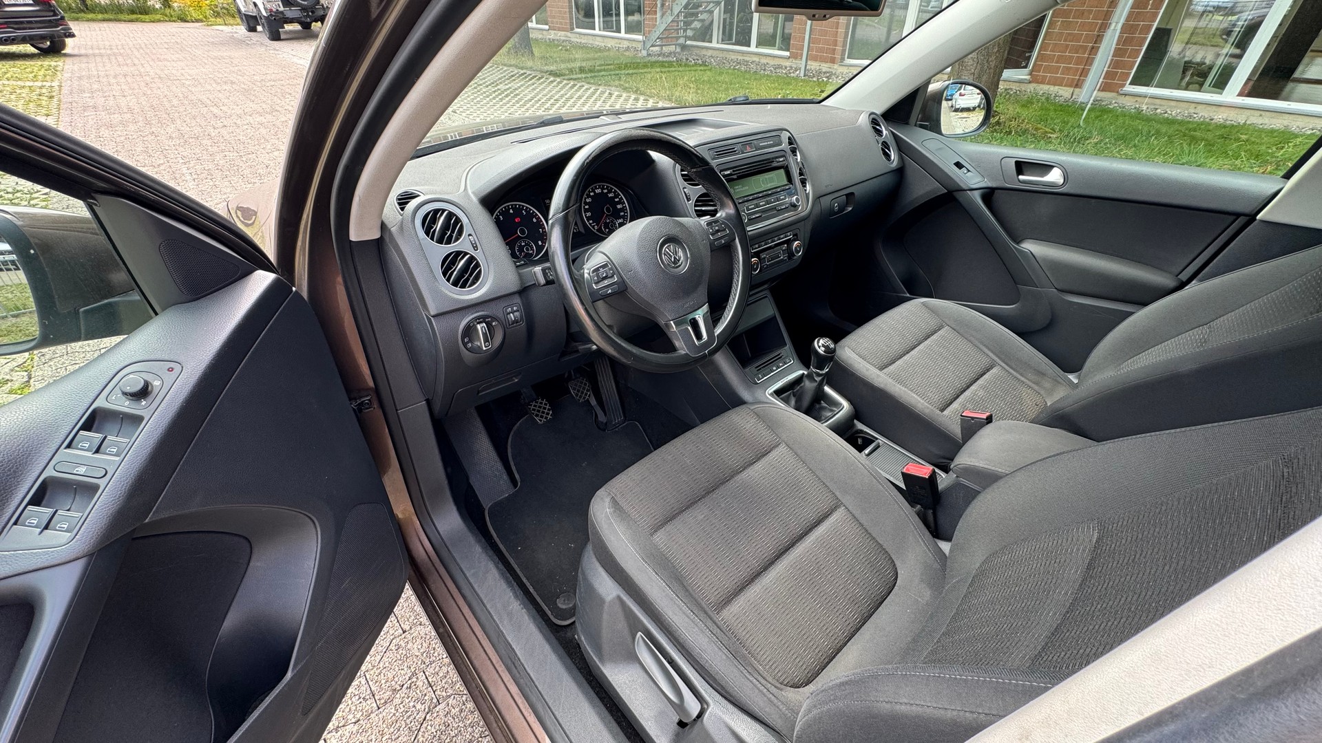 VW Tiguan 1.4 TSI Track&Field 4Motion-image-4