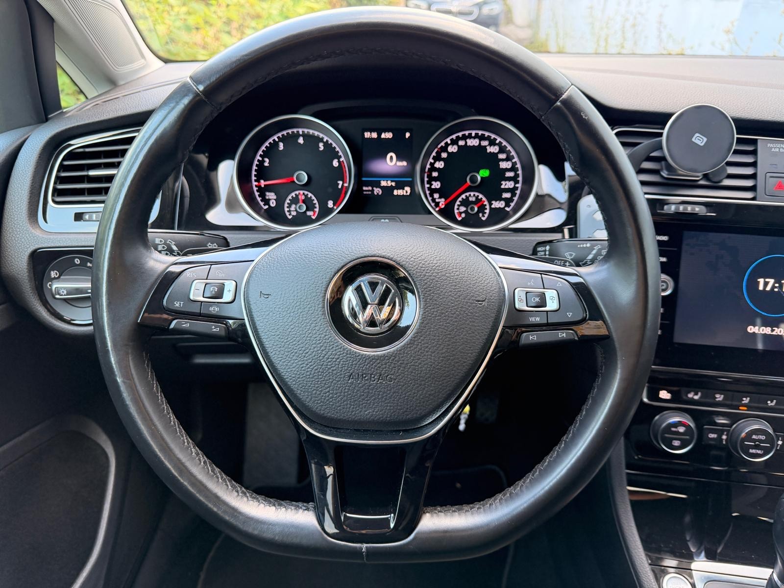 VW Golf 1.5 TSI EVO Comfortline DSG-image-8