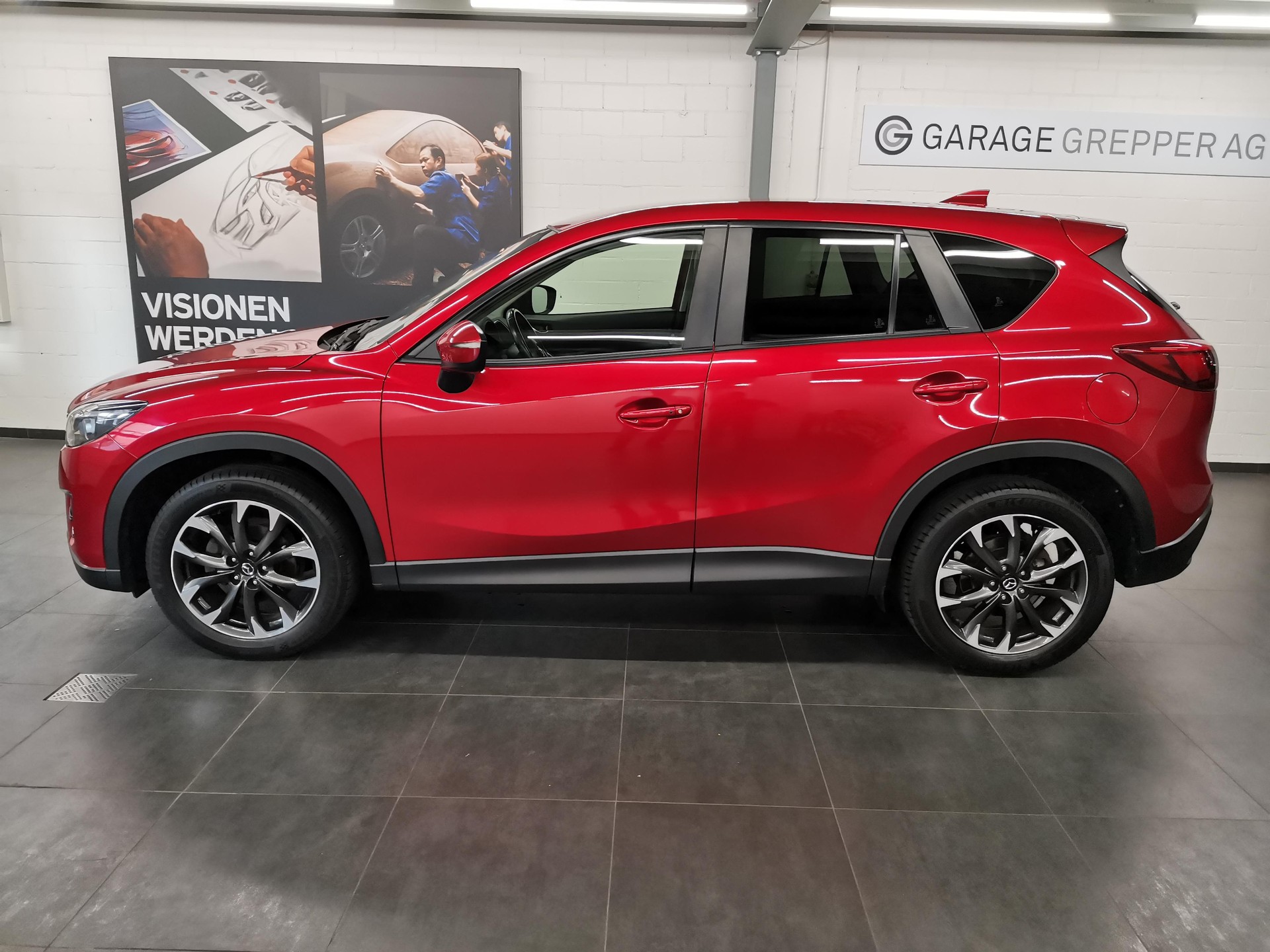 MAZDA CX-5 2.0 Revolution AWD-image-2