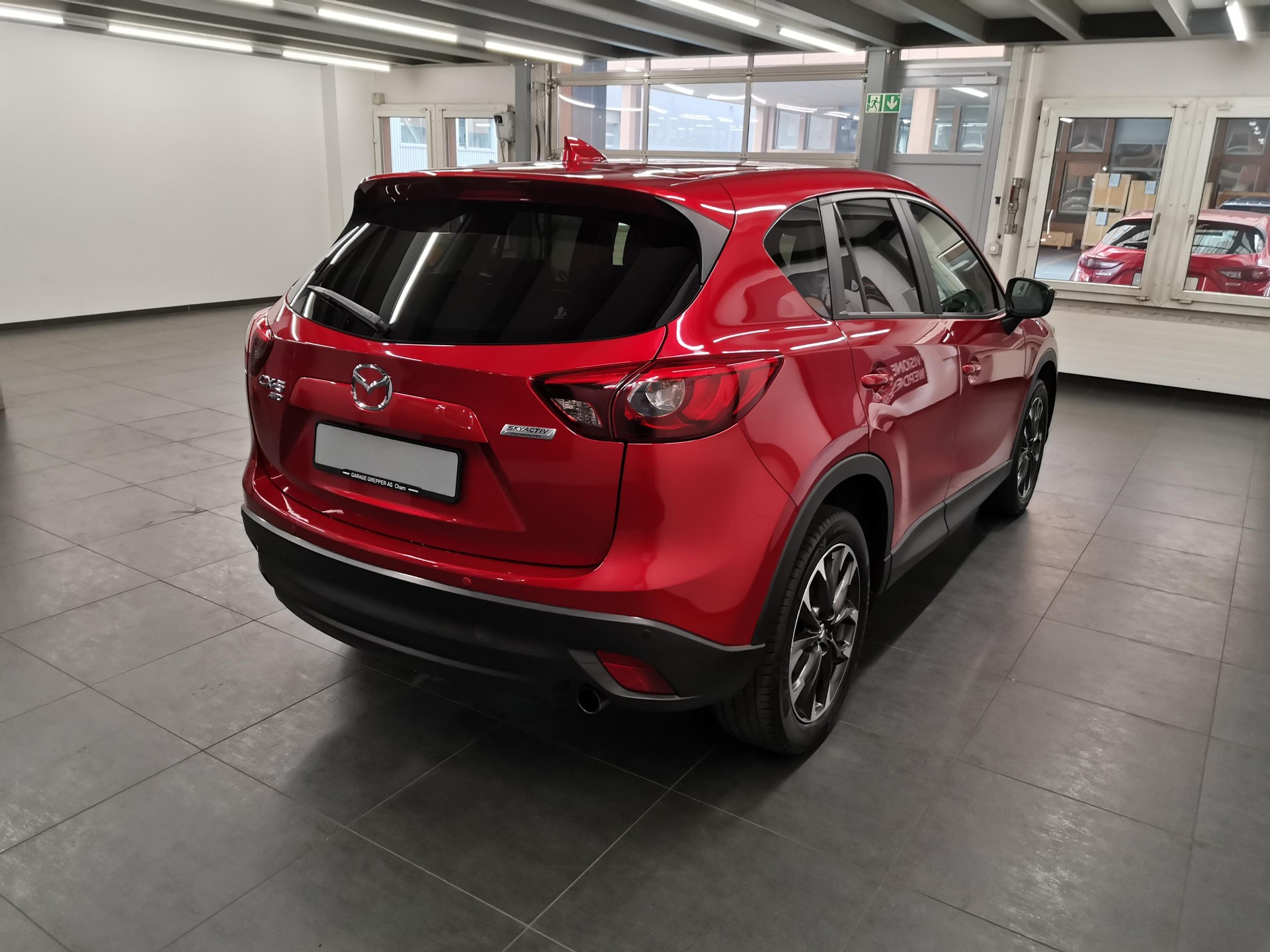 MAZDA CX-5 2.0 Revolution AWD-image-4
