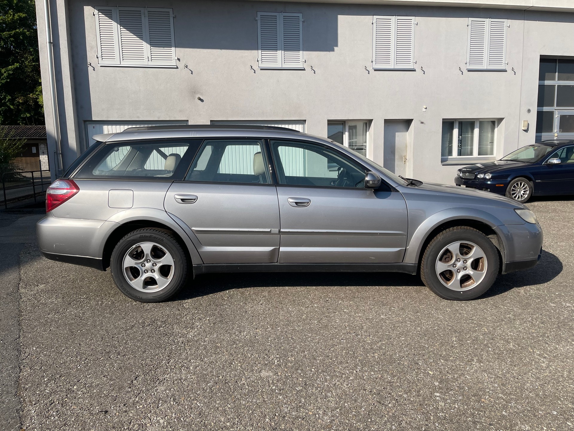 SUBARU Outback 3.0R AWD Exec. Automatic-image-5