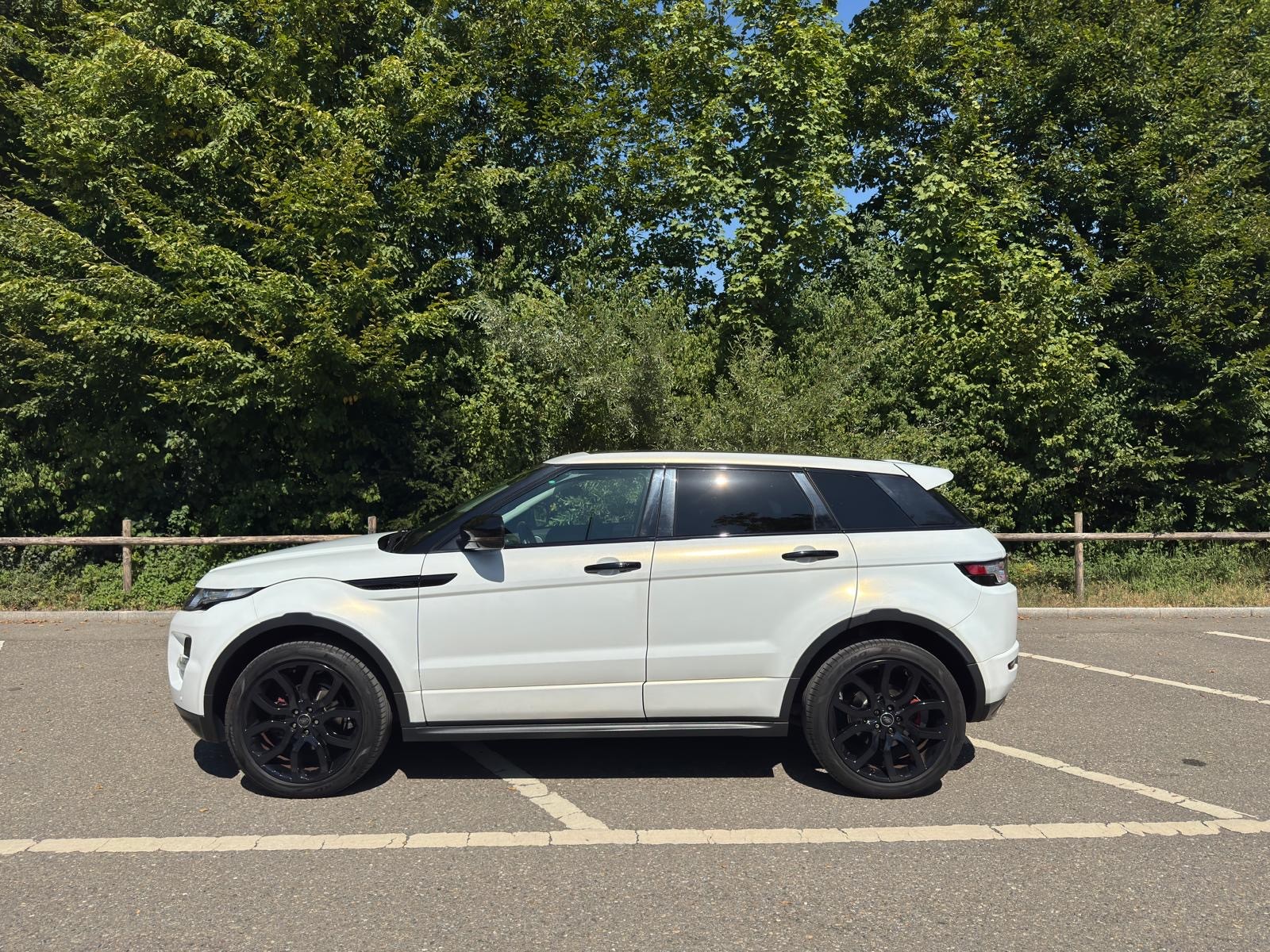 LAND ROVER 2.0 Si4 Dynamic-image-2