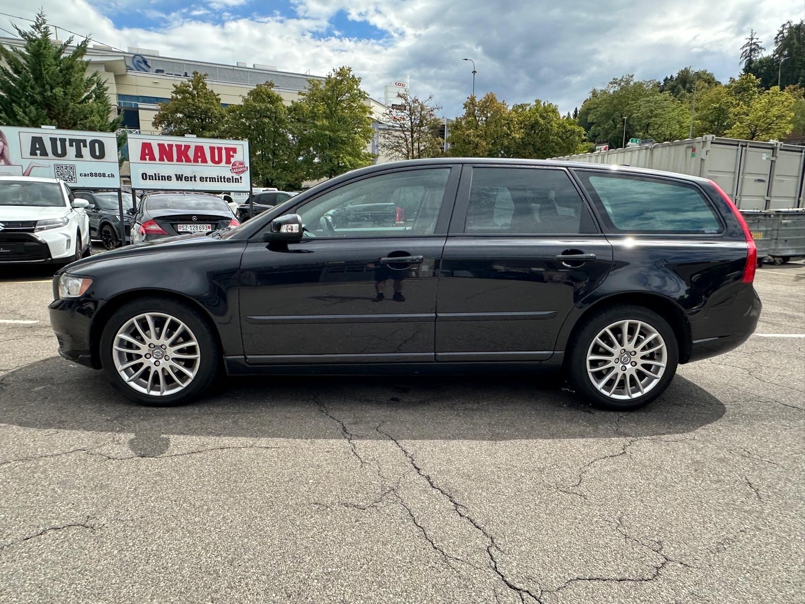 VOLVO V50 1.8 FlexiFuel Momentum-image-6