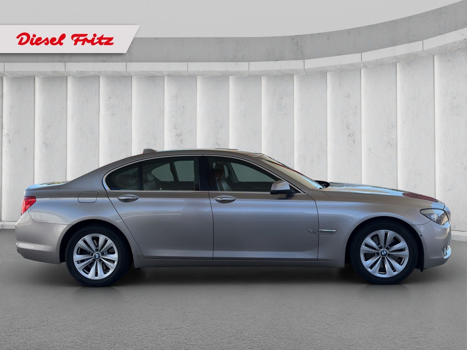 BMW 740 d xDrive-image-5