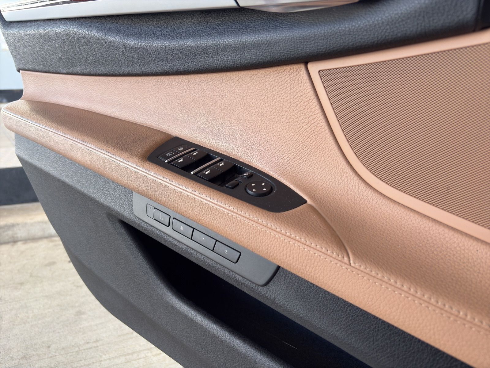 BMW 740 d xDrive-image-18
