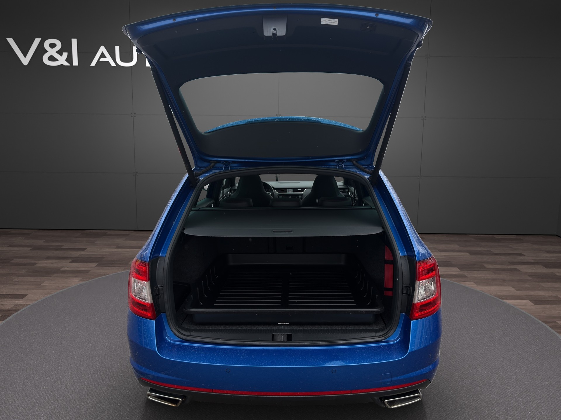 SKODA Octavia Combi 2.0 TDI RS 4x4 DSG-image-23