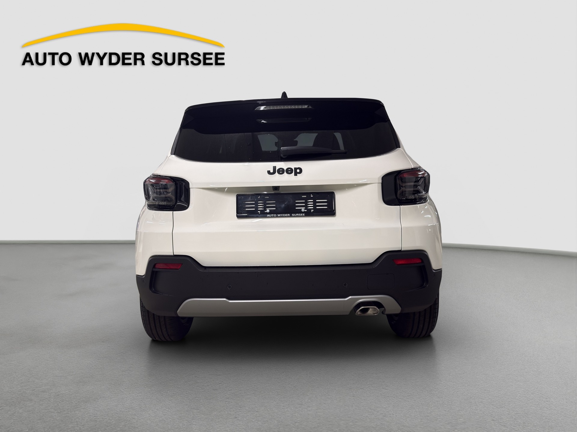 JEEP Avenger 1.2 MHEV Black Edition-image-4