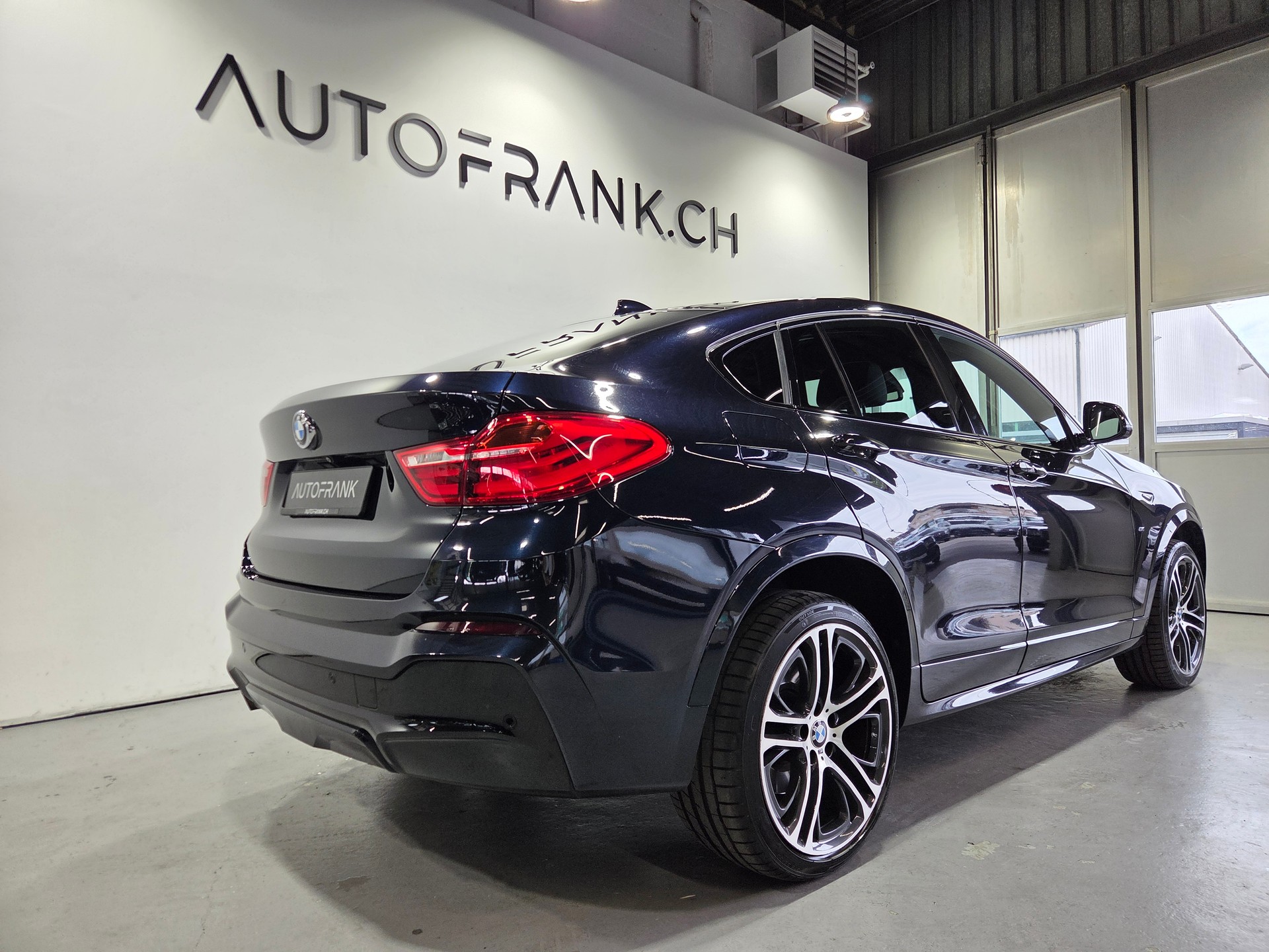 BMW X4 35i xDrive M-Sport-image-9