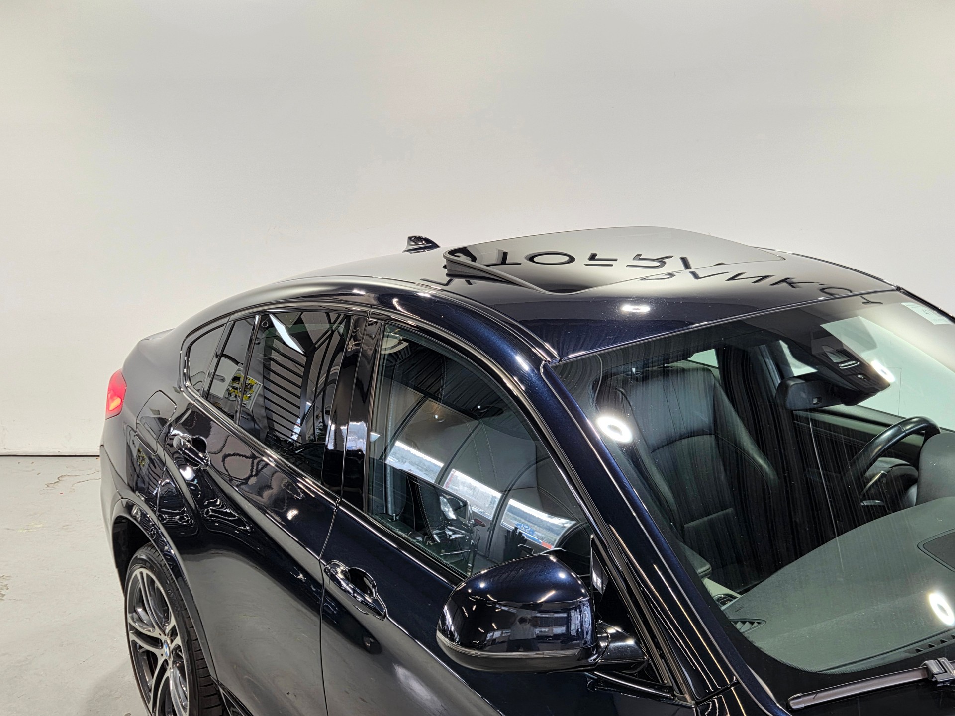 BMW X4 35i xDrive M-Sport-image-3