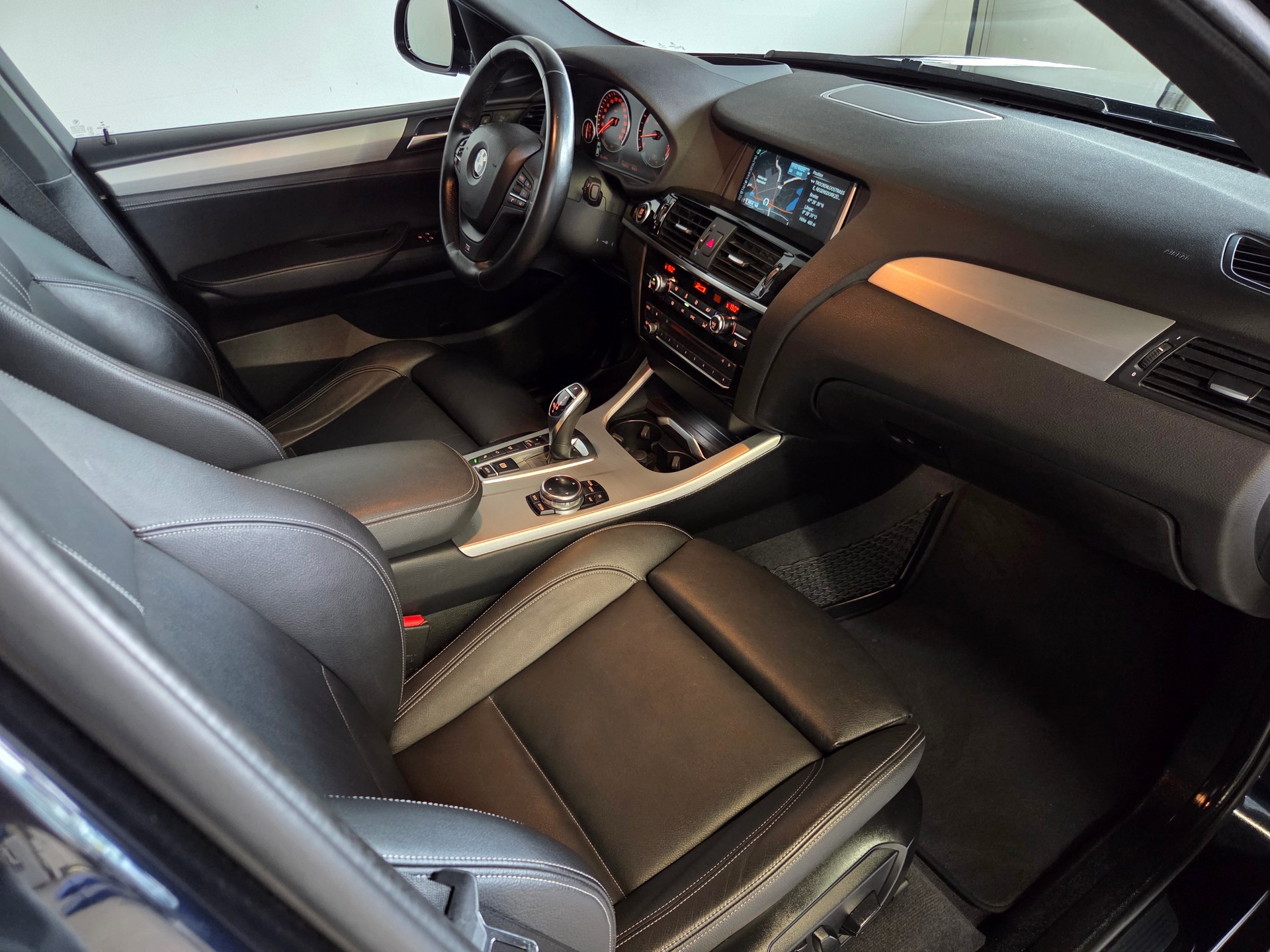 BMW X4 35i xDrive M-Sport-image-13
