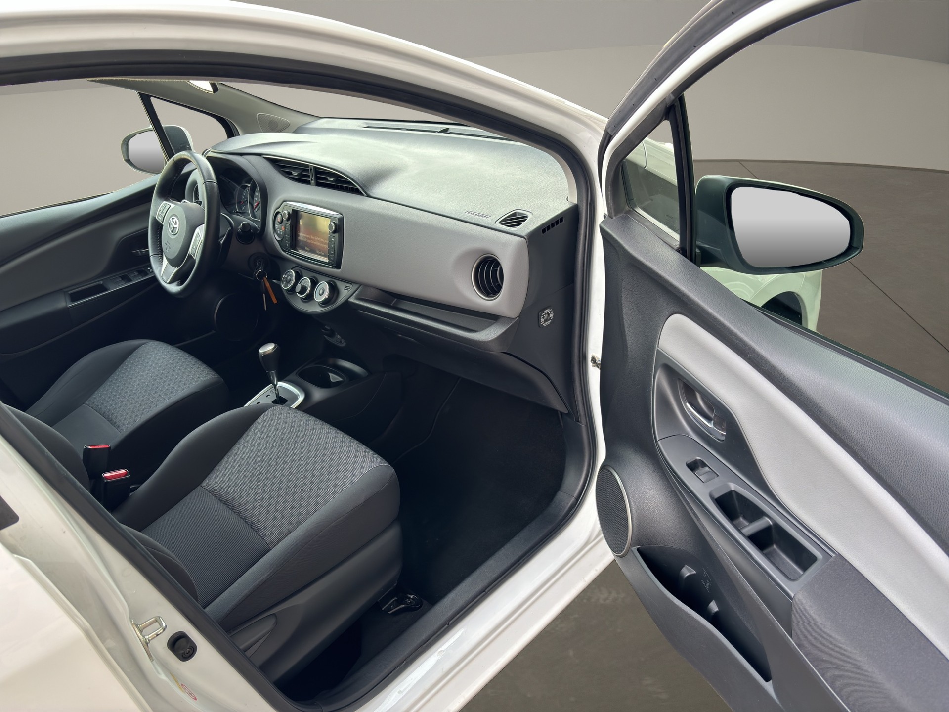 TOYOTA Yaris 1.33 Trend Multidrive S-image-18