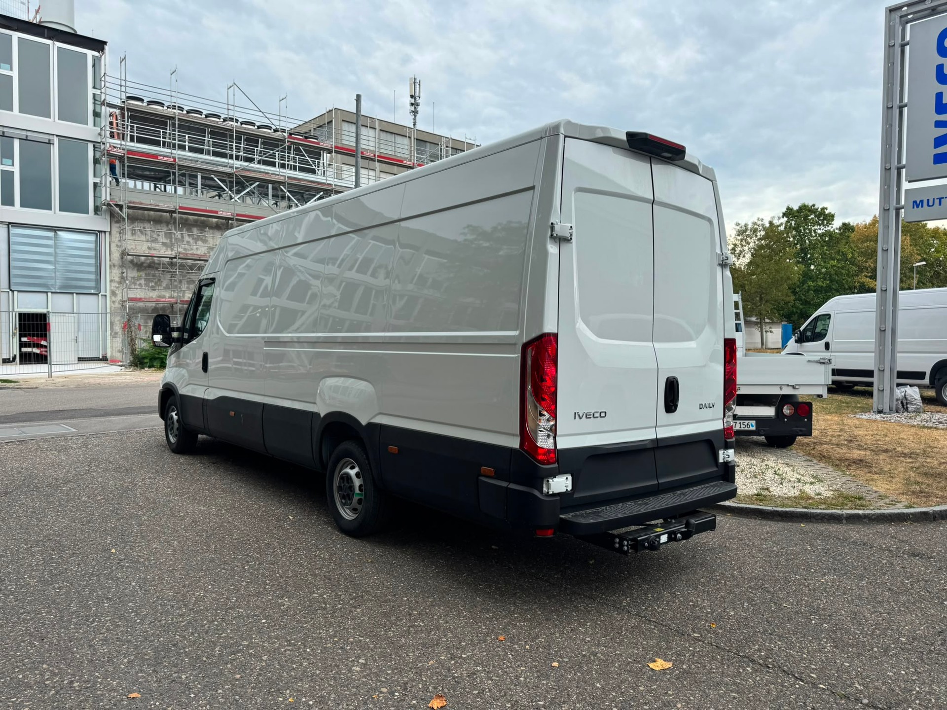 IVECO Daily 35S16BA8 V-image-2