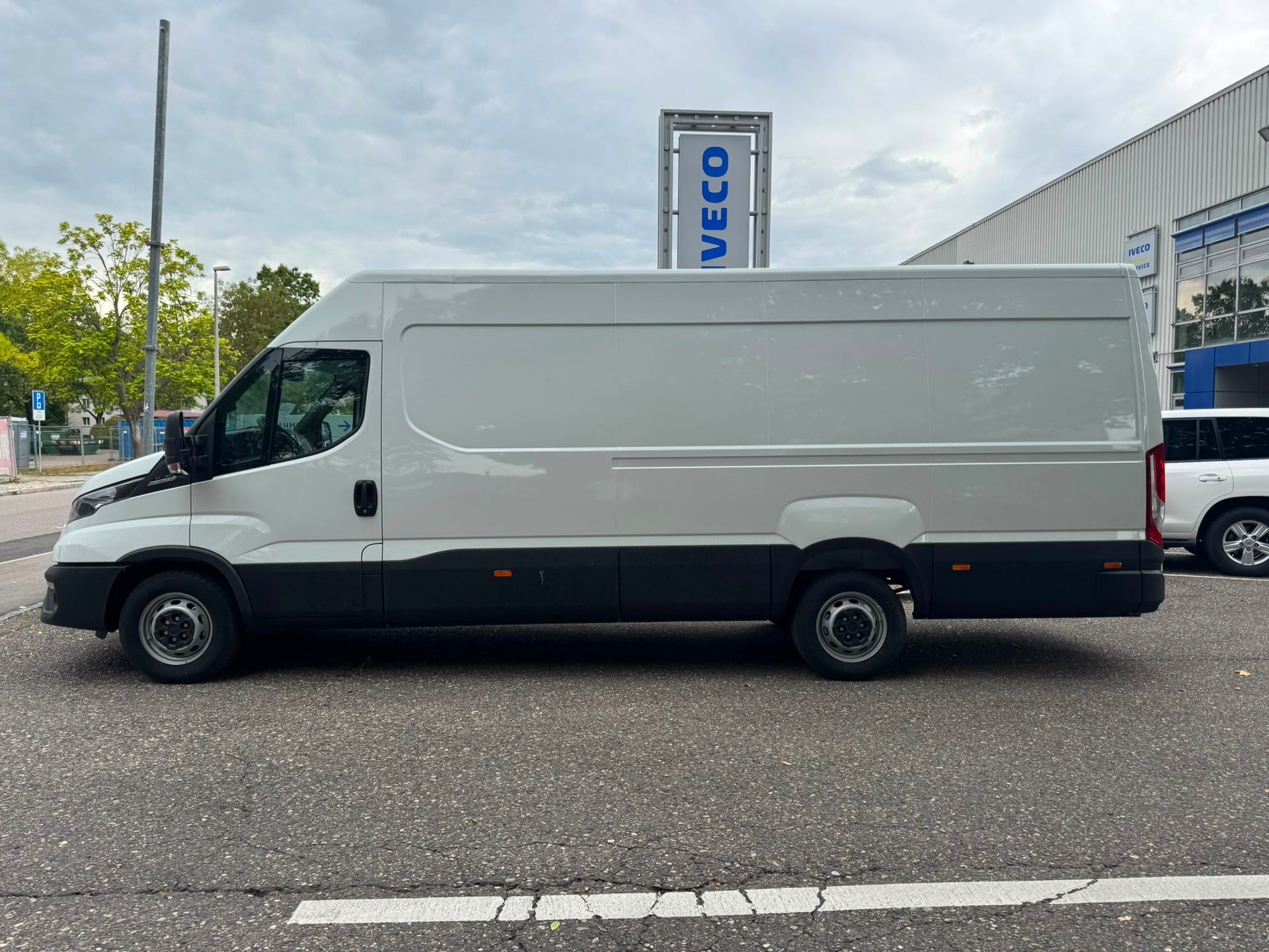 IVECO Daily 35S16BA8 V-image-1