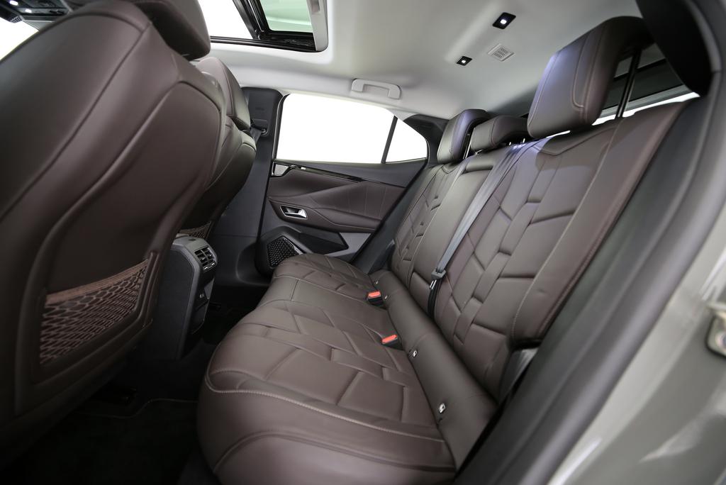 DS AUTOMOBILES 4 1.6 PureTech 225 Rivoli-image-7