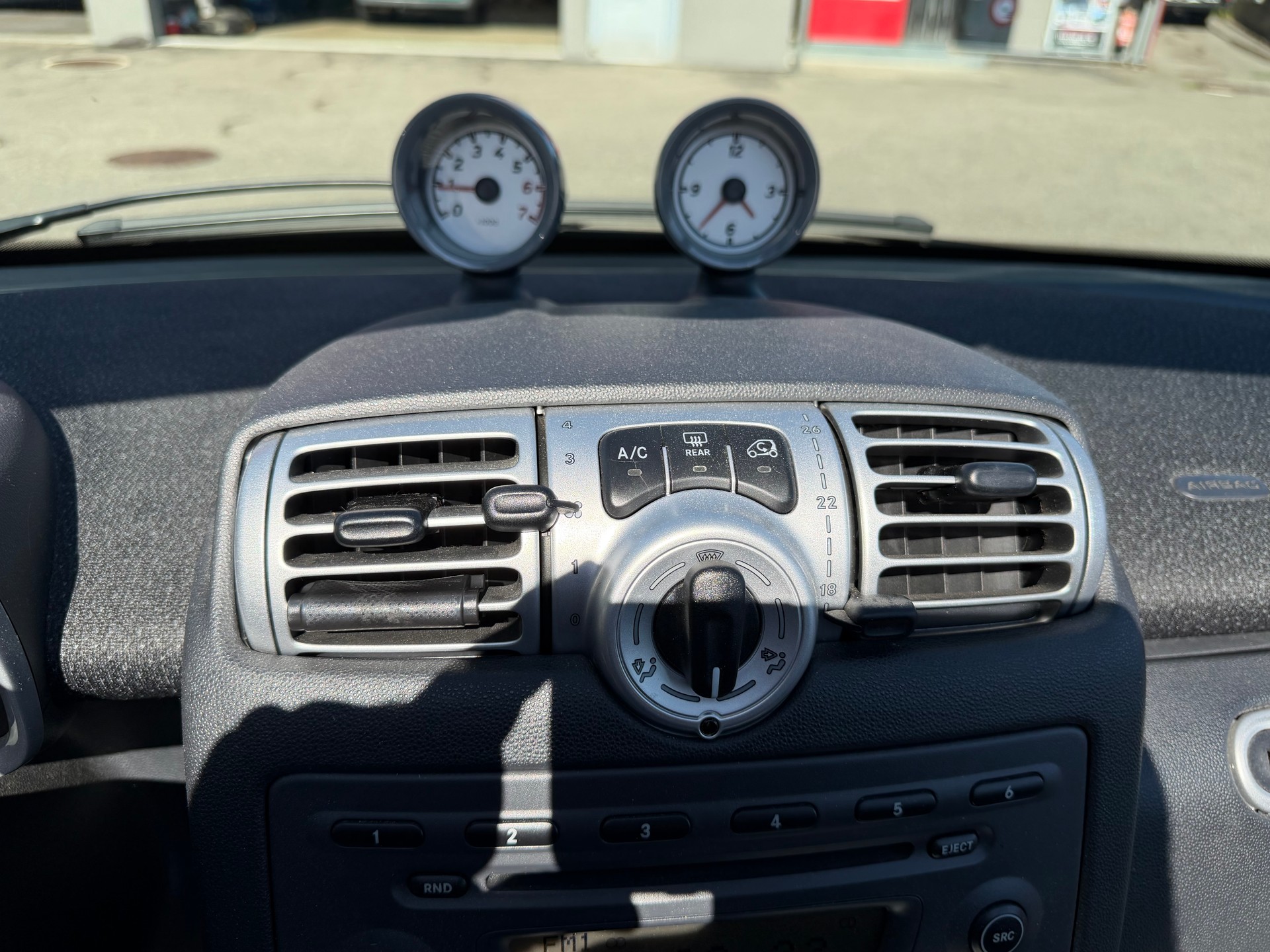 SMART fortwo pure mhd softouch-image-4