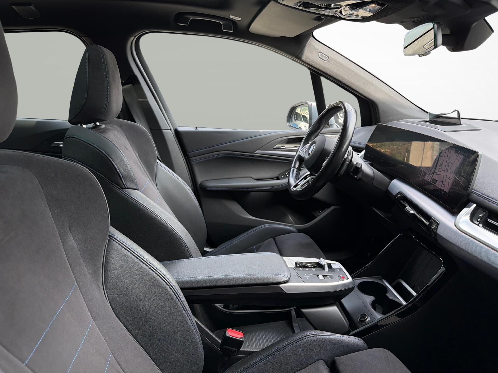 BMW 223d xDrive Active Tourer-image-16