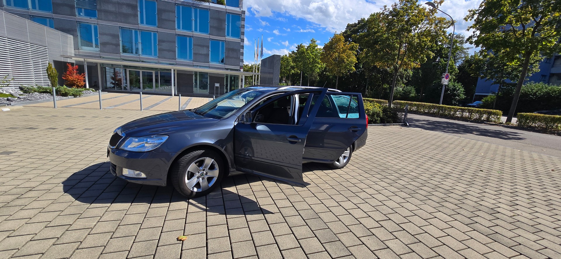 SKODA 2.0 TDI Elegance 4x4 DSG