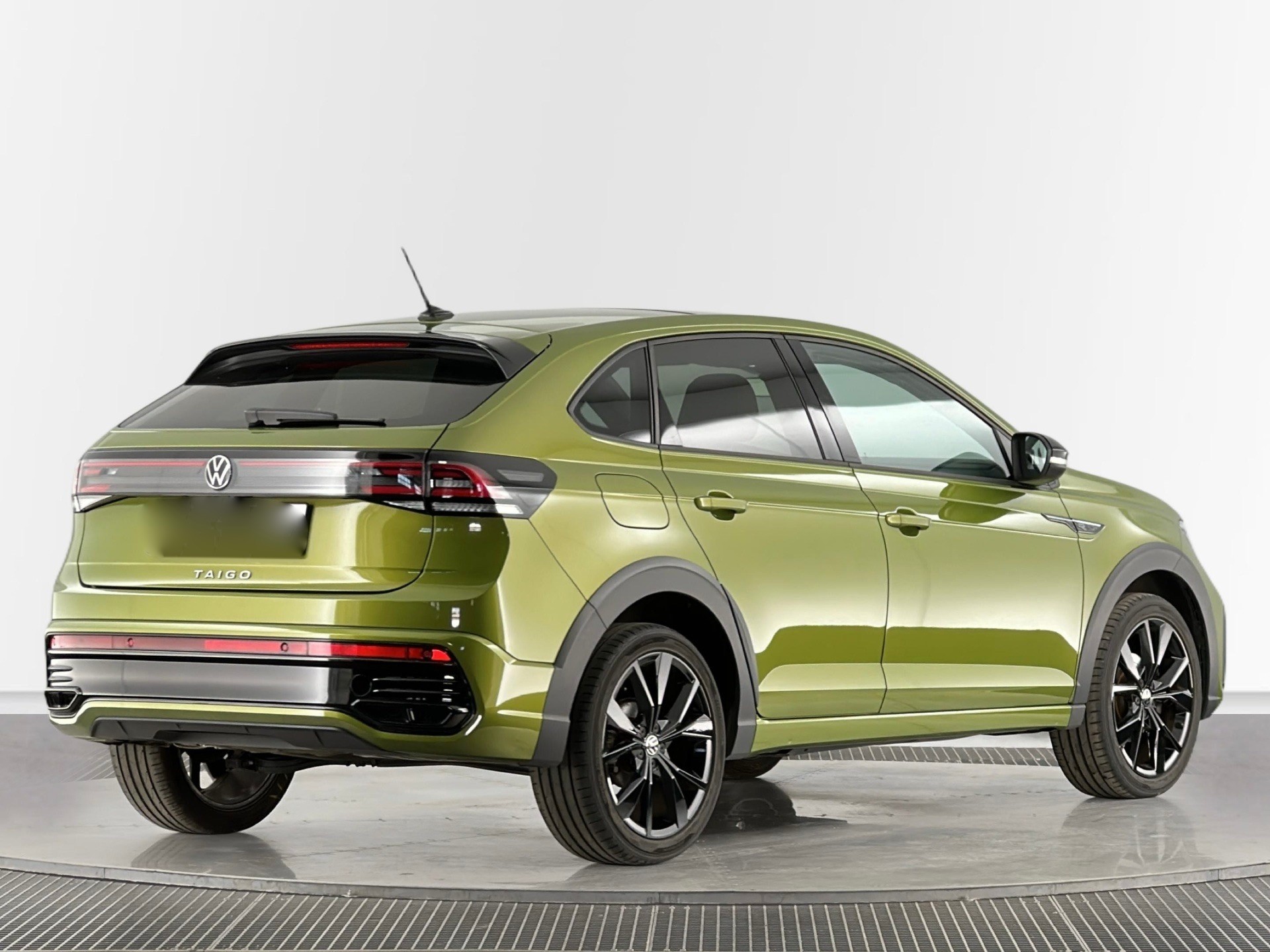 VW Taigo 1.5 TSI R-Line DSG ° Sonderlackierung Grün & Schwarz ° Panorama-Glasdach-image-2