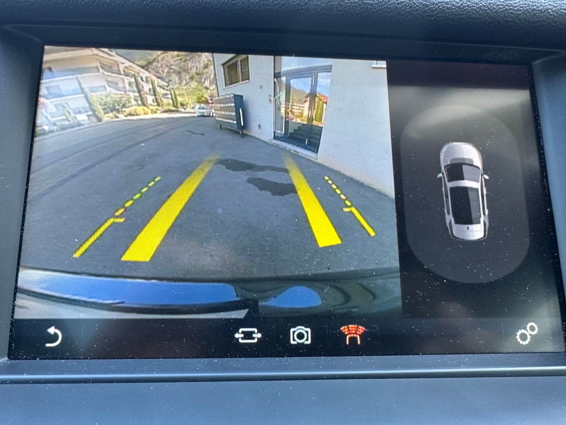 LAND ROVER Discovery Sport 2.0 Si4 HSE AT9-image-8