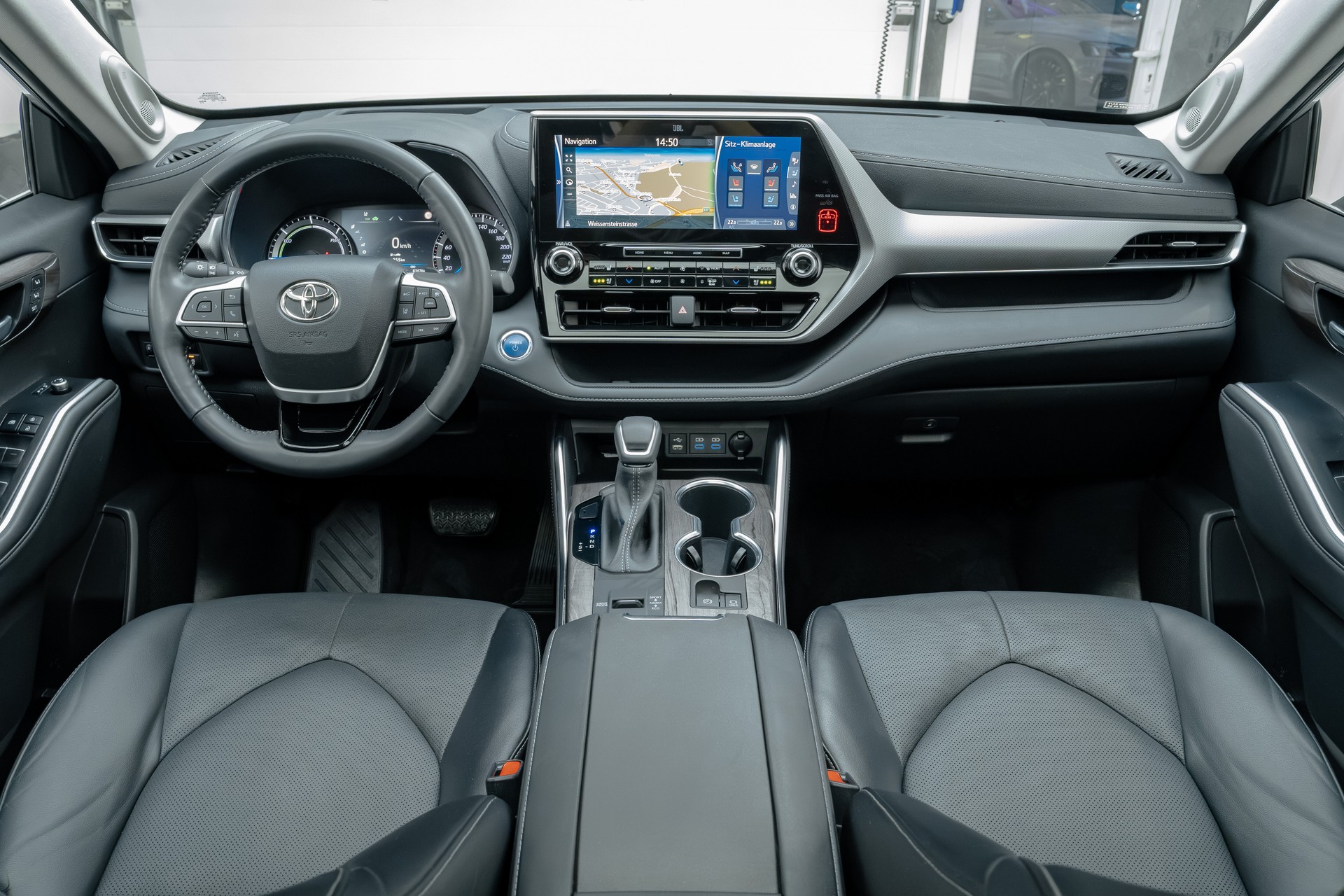 TOYOTA Highlander 2.5 HSD Premium e-CVT-image-6
