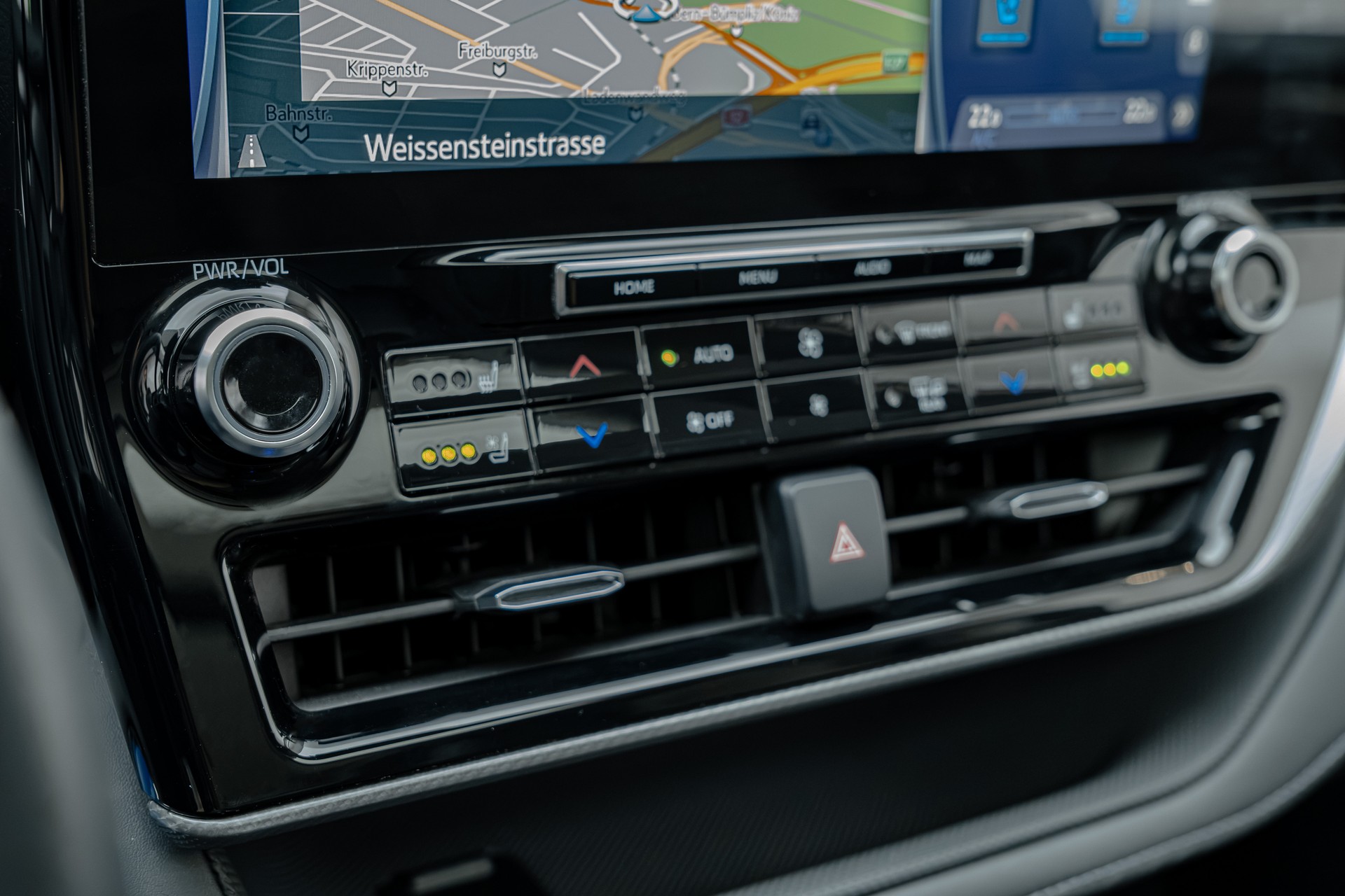 TOYOTA Highlander 2.5 HSD Premium e-CVT-image-10