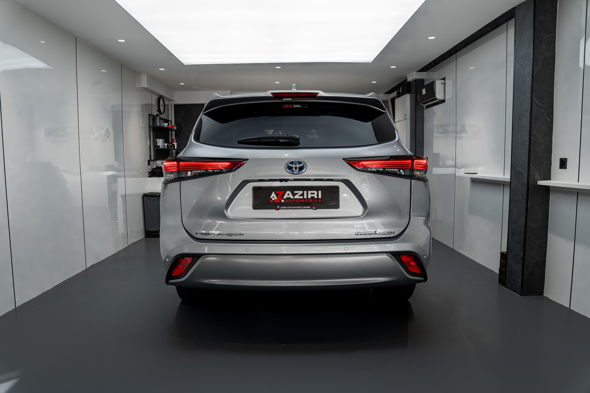 TOYOTA Highlander 2.5 HSD Premium e-CVT-image-4