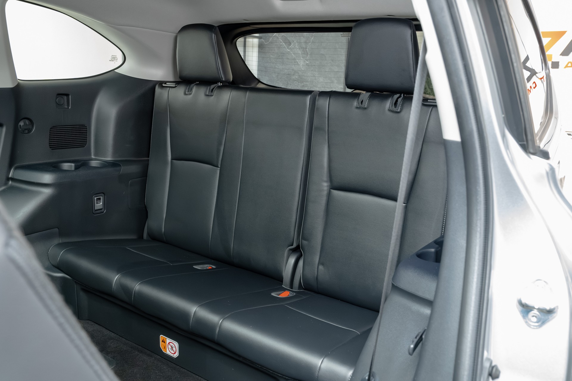 TOYOTA Highlander 2.5 HSD Premium e-CVT-image-15