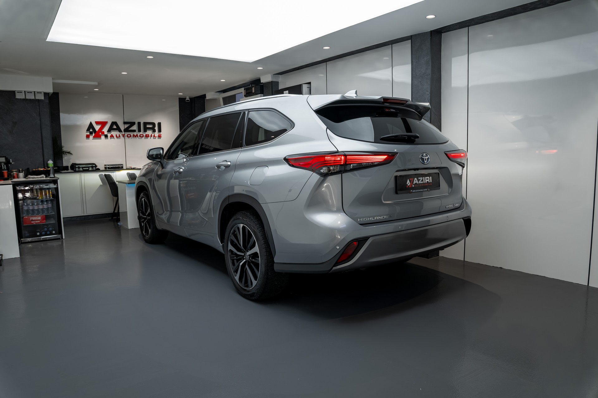 TOYOTA Highlander 2.5 HSD Premium e-CVT-image-5