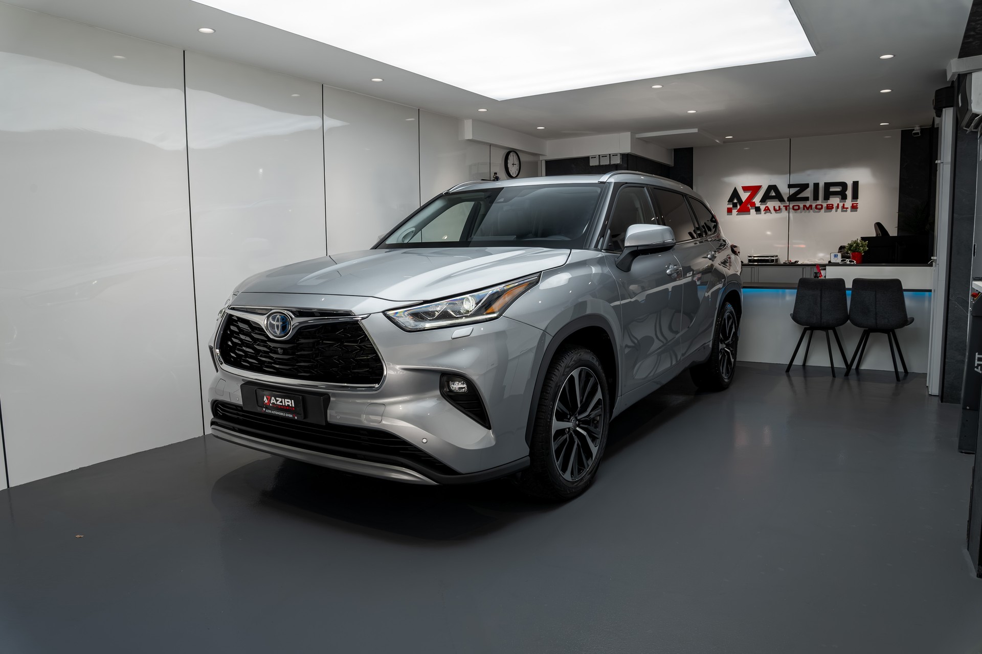 TOYOTA Highlander 2.5 HSD Premium e-CVT-image-0