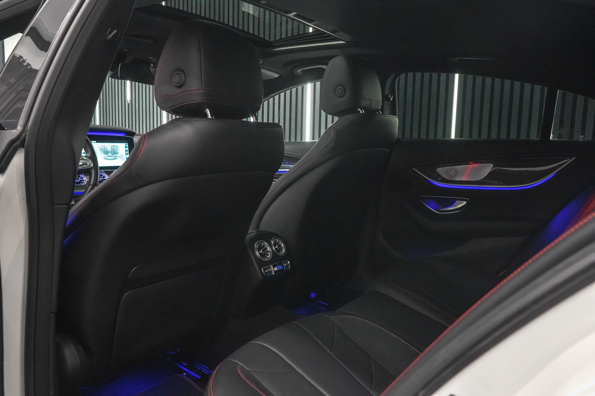 MERCEDES-BENZ CLS 53 AMG 4 Matic+ Edition1-image-30