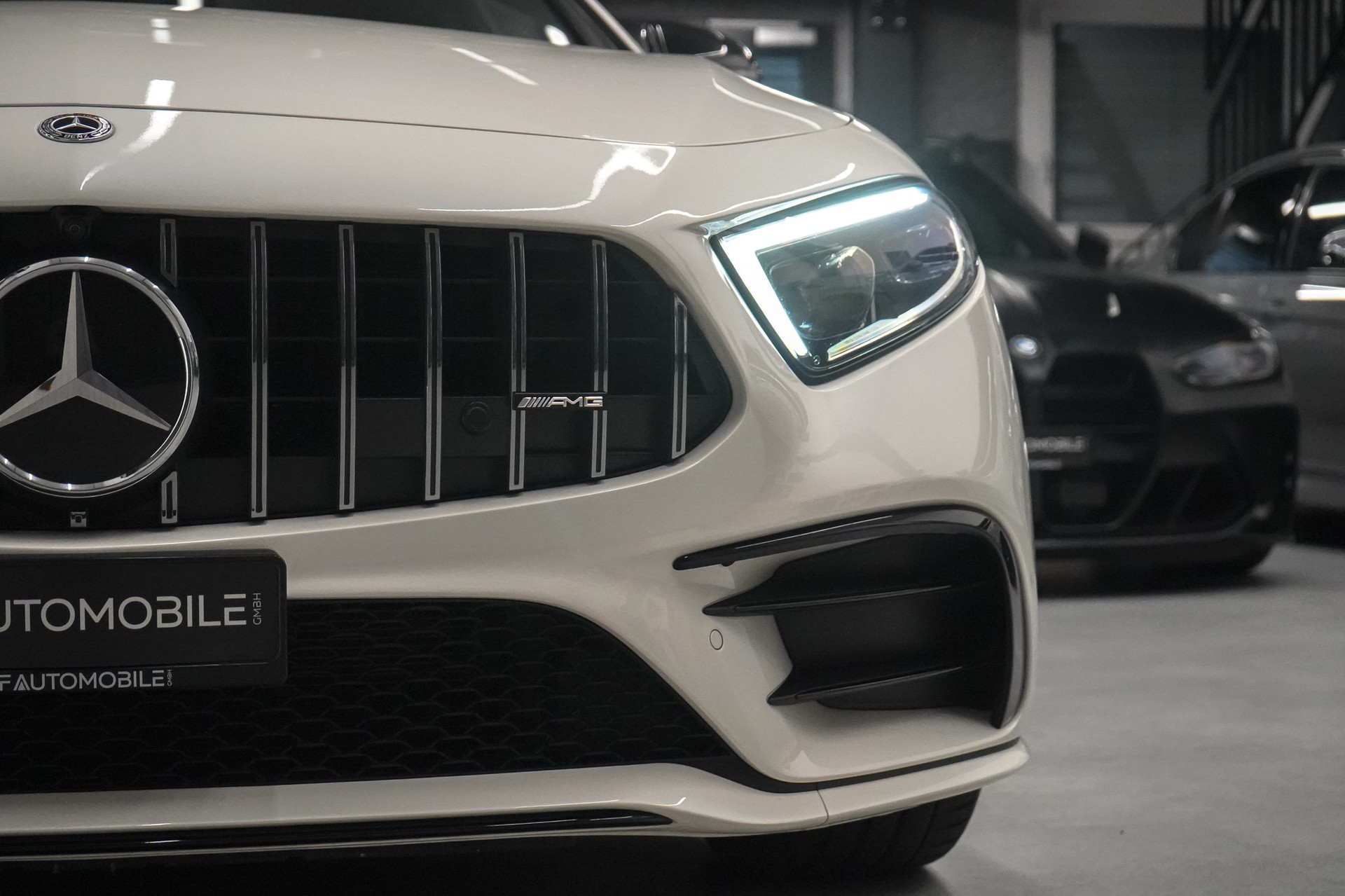 MERCEDES-BENZ CLS 53 AMG 4 Matic+ Edition1-image-3