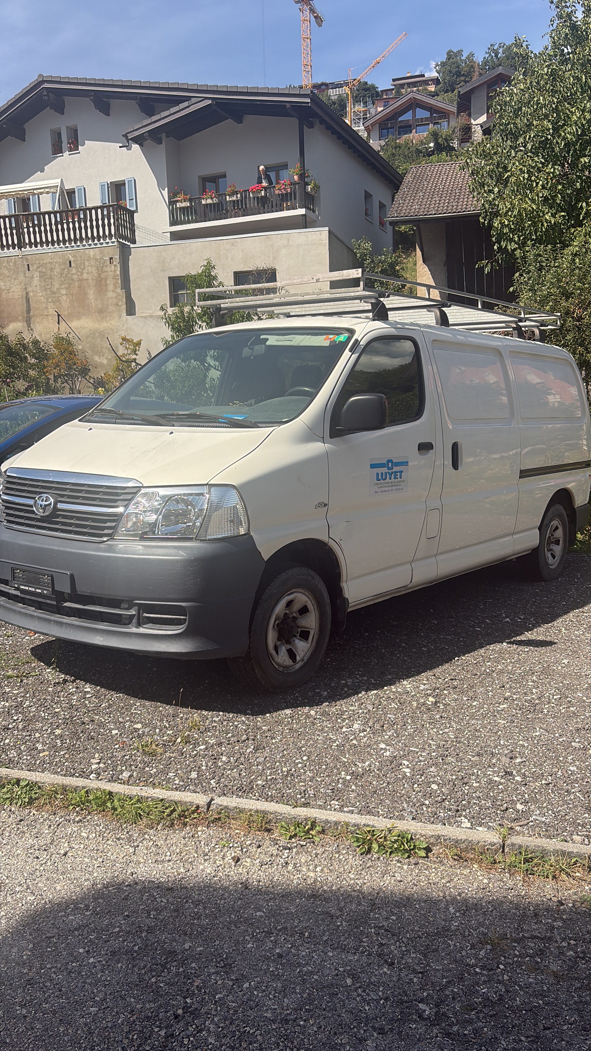 TOYOTA Hiace D-4D Kombi 4WD LWB-image-0