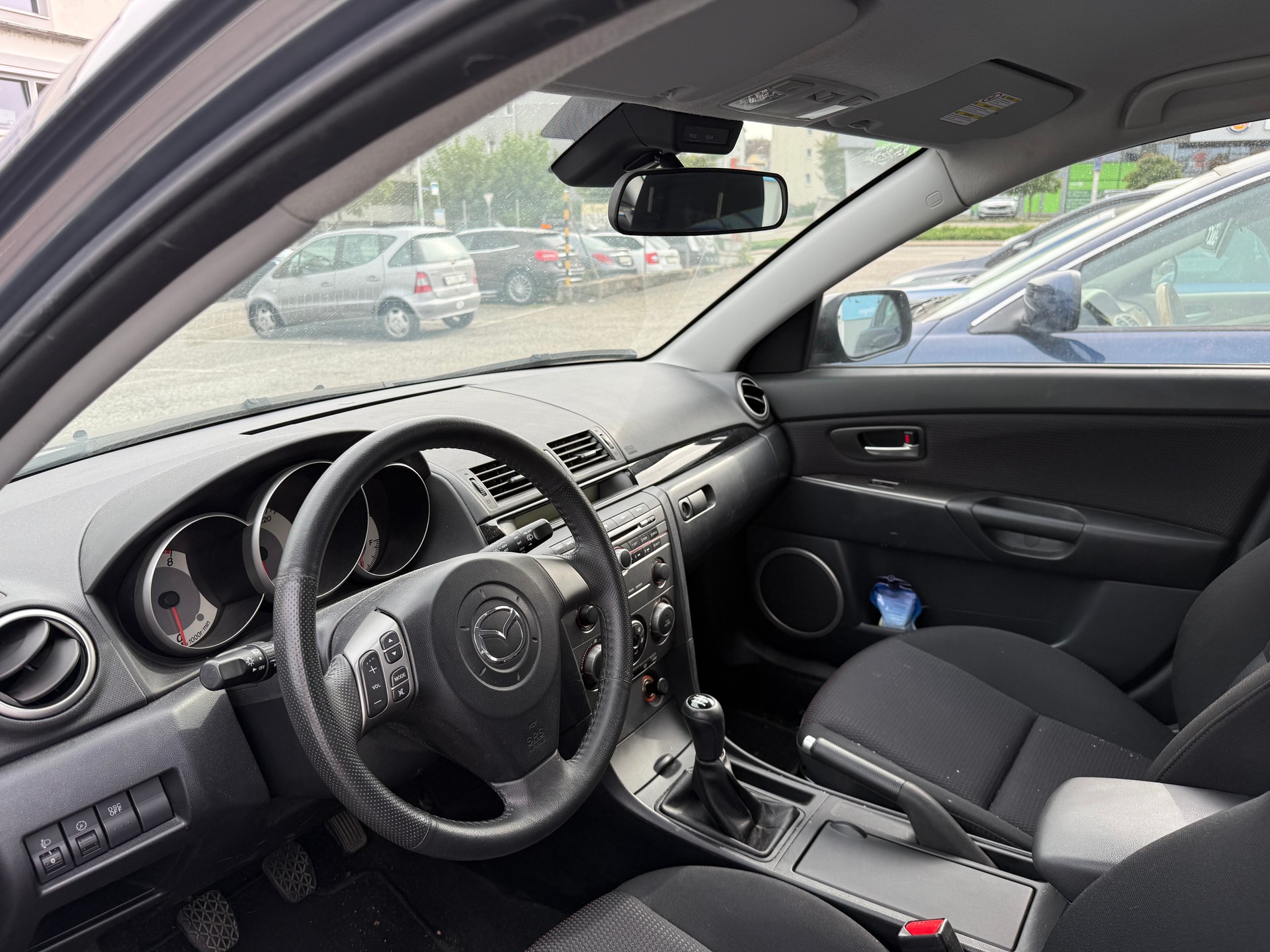 MAZDA 3 1.6 16V Confort-image-3