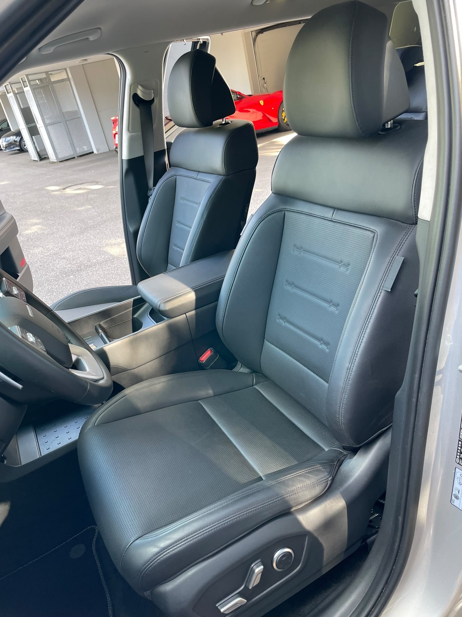 HYUNDAI Santa Fe 1.6 T-GDi PHEV Teuerste Version Vertex 4WD Automatic 7-Sitzer mit Werksgarantie-image-7