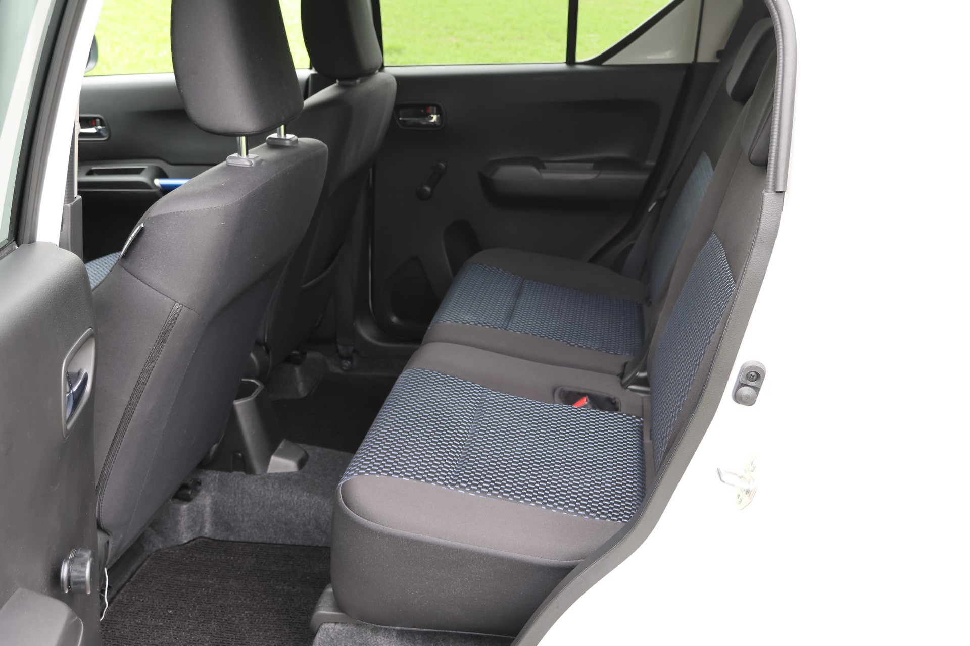 SUZUKI Ignis 1.2i Piz Sulai Hybrid 4x4-image-10