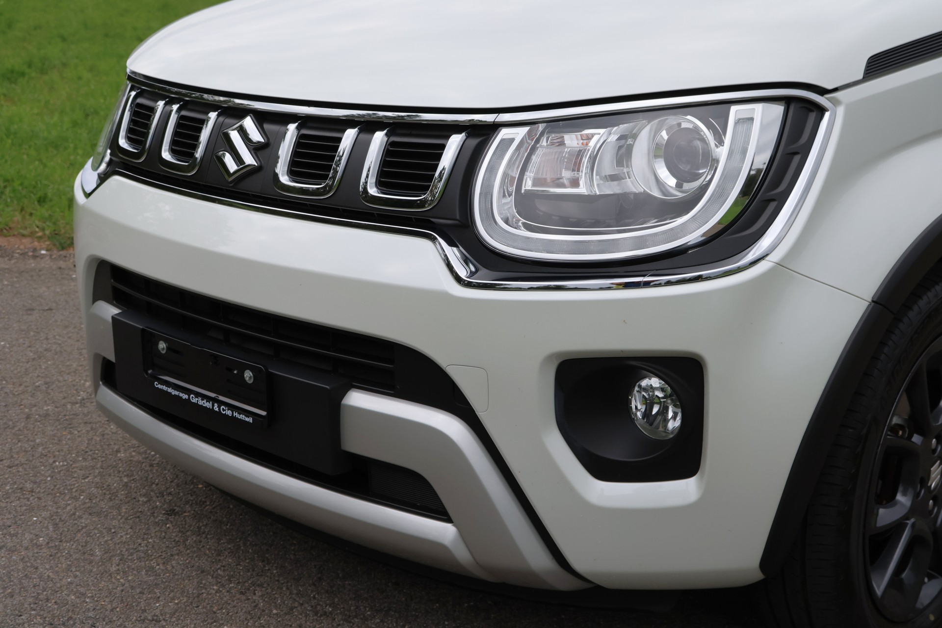 SUZUKI Ignis 1.2i Piz Sulai Hybrid 4x4-image-12
