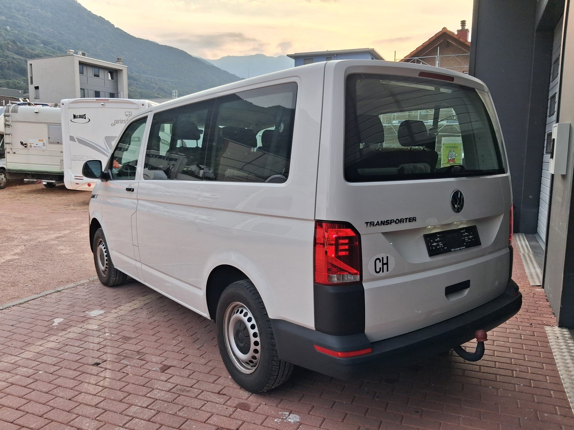 VW T6.1 2.0 TDI 9 posti-image-3