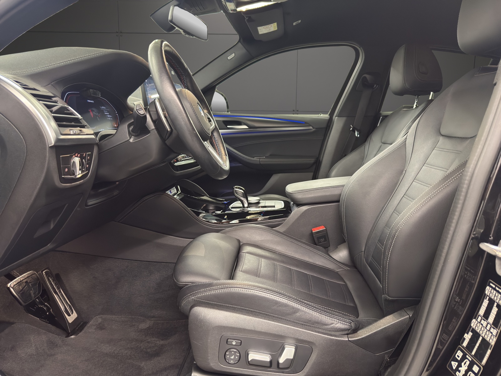 BMW X4 M40i-image-6
