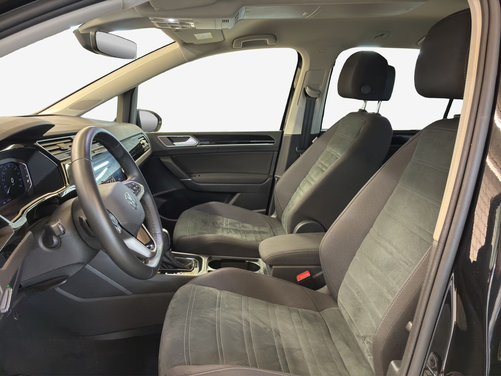 VW Touran 1.5 TSI EVO Highline DSG-image-7