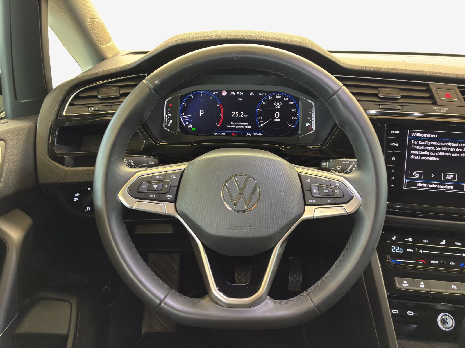 VW Touran 1.5 TSI EVO Highline DSG-image-9