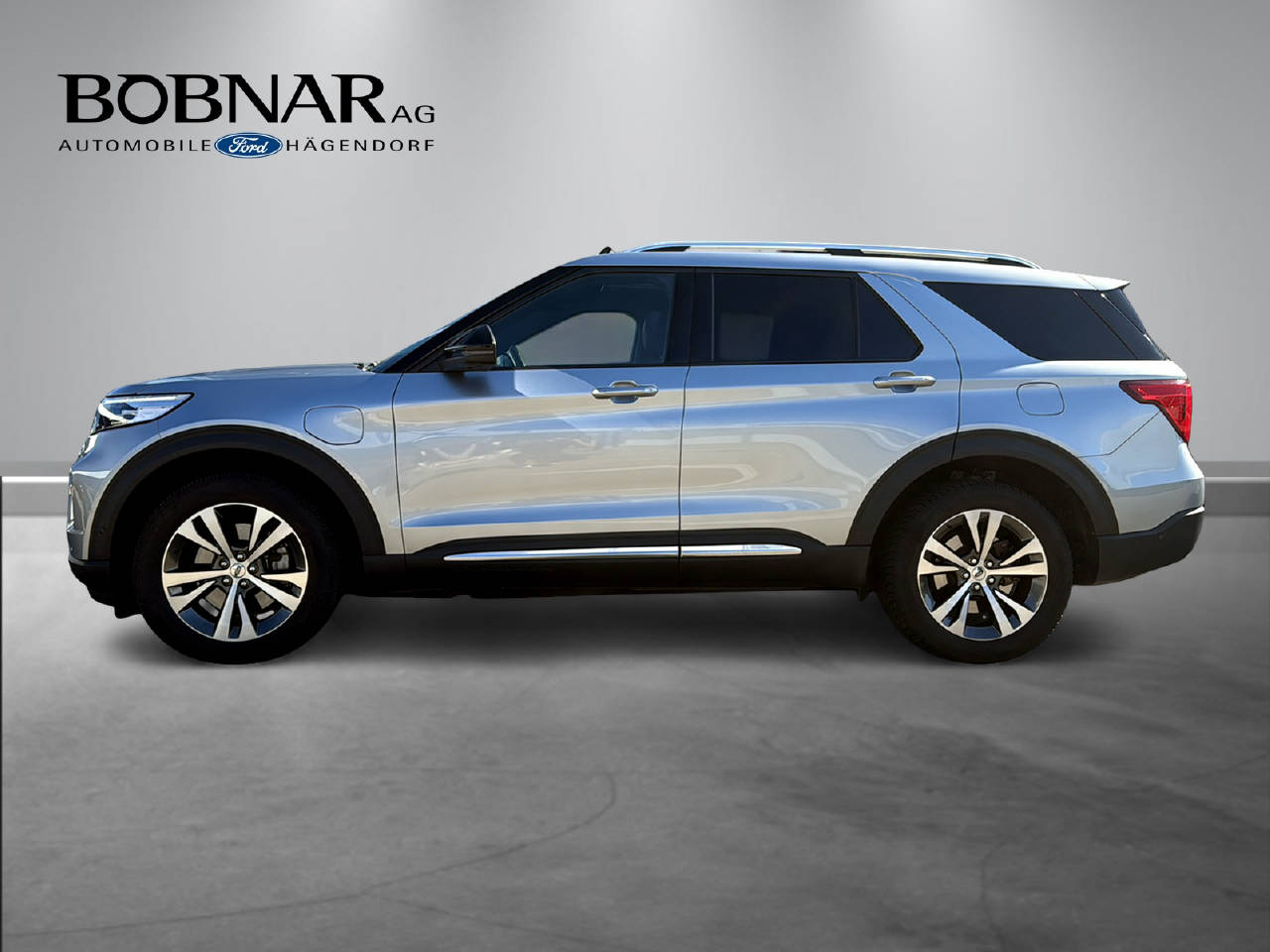 FORD Explorer 3.0 V6 Plug-in Hybrid Platinum-image-2