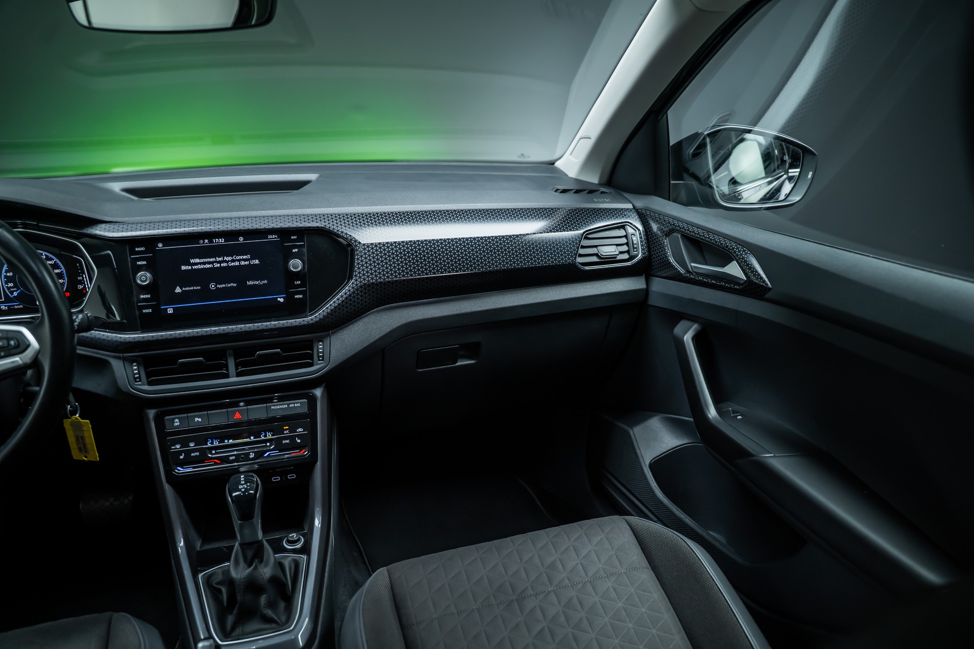 VW T-Cross 1.0 TSI 110 Style DSG / Rückfahr-Kamera / Virtual Cockpit / Sitzheizung-image-24
