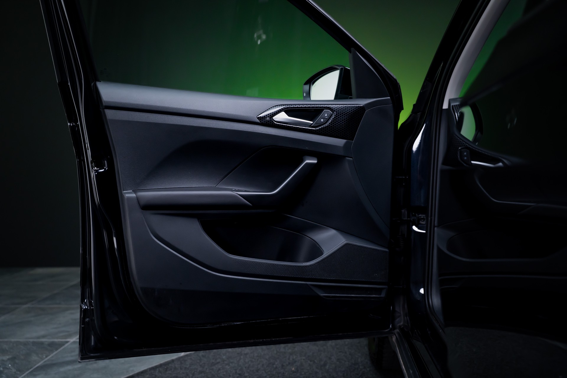 VW T-Cross 1.0 TSI 110 Style DSG / Rückfahr-Kamera / Virtual Cockpit / Sitzheizung-image-12