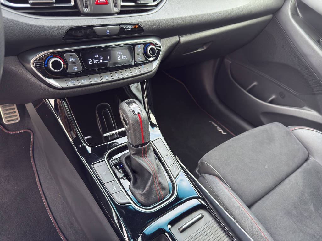 HYUNDAI i30 Wagon 1.5 T-GDi N-Line-image-6