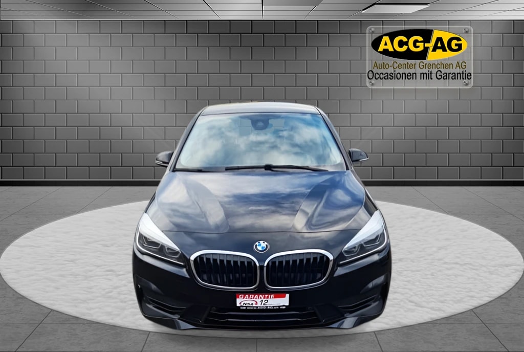 BMW 218d Gran Tourer Steptronic ** Gr.Navi ** Parkhilfe v+h ** Abstandregelment ** Frisch ab MFK & Service **-image-1