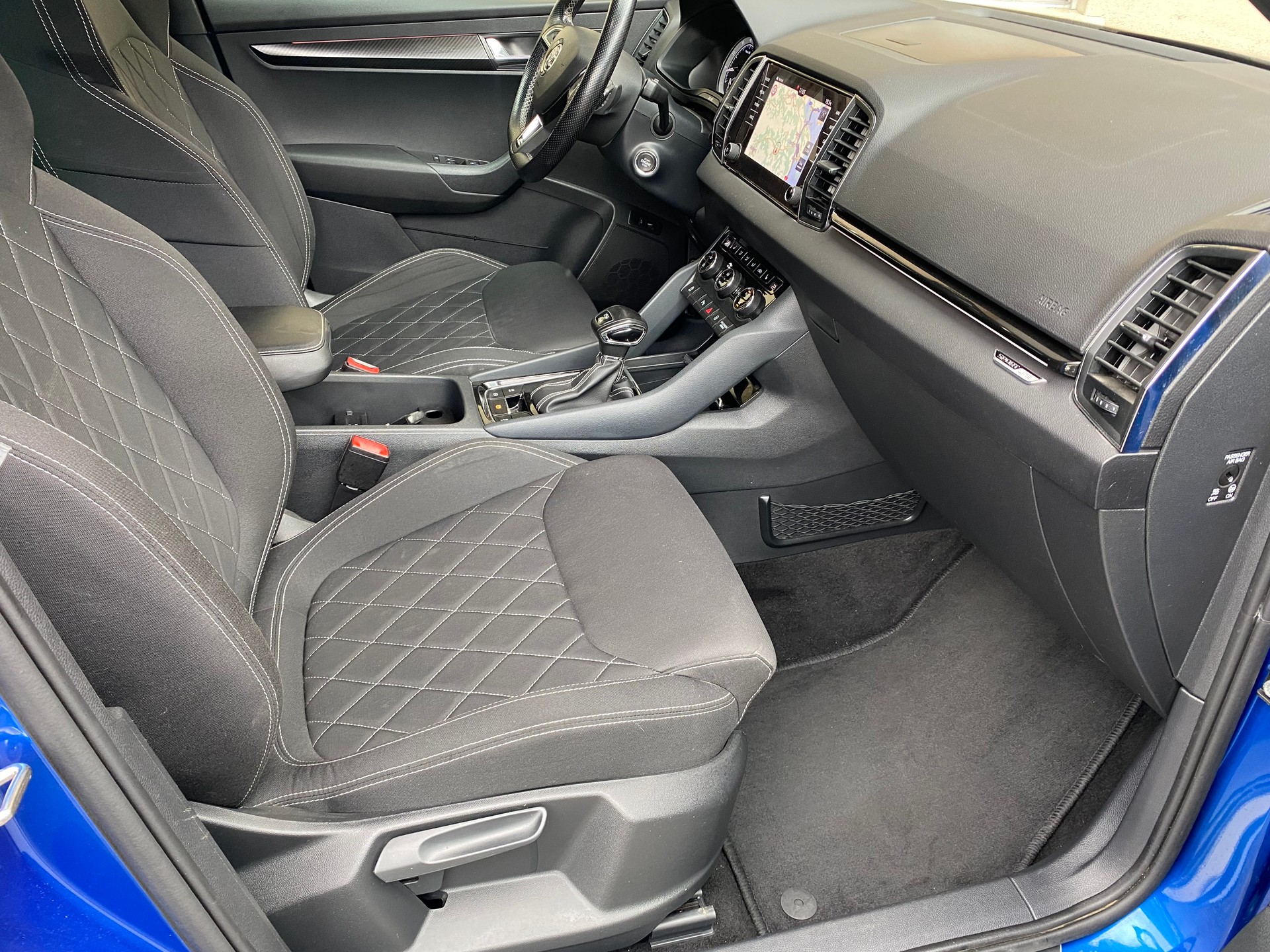 SKODA Karoq 2.0 TSI SportLine 4x4 DSG-image-6