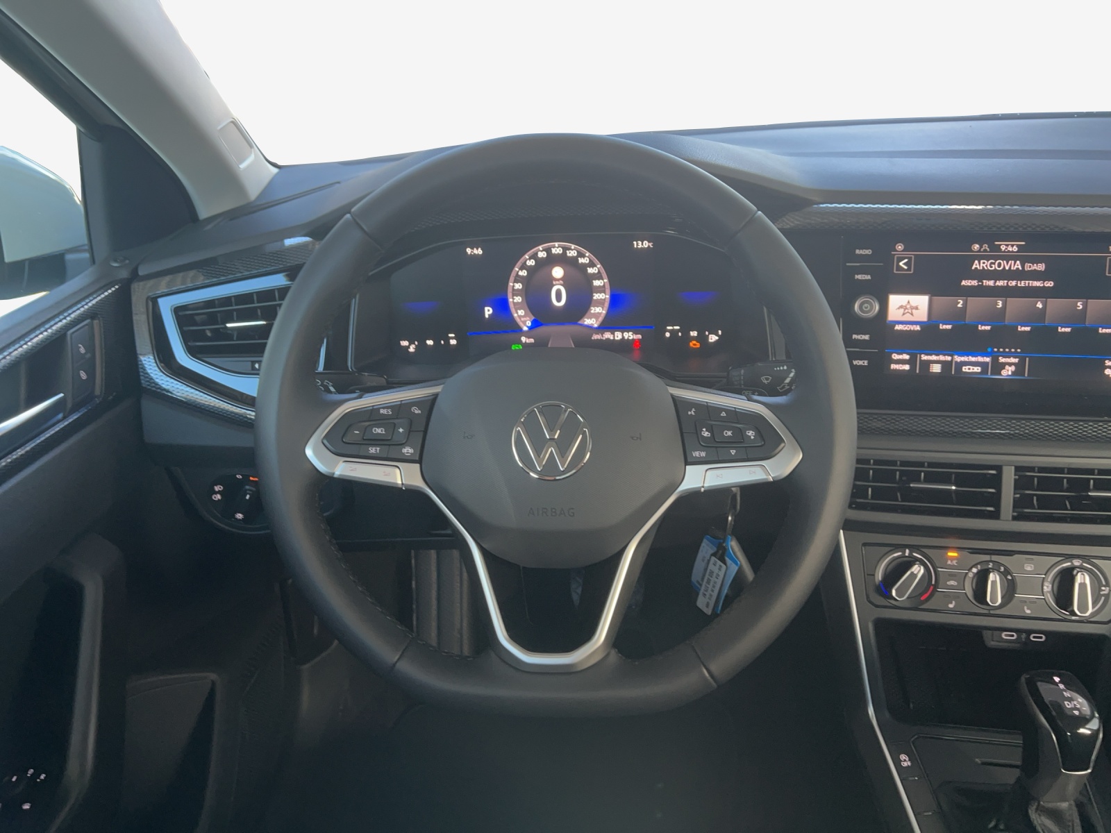 VW Polo 1.0 TSI Life DSG-image-9
